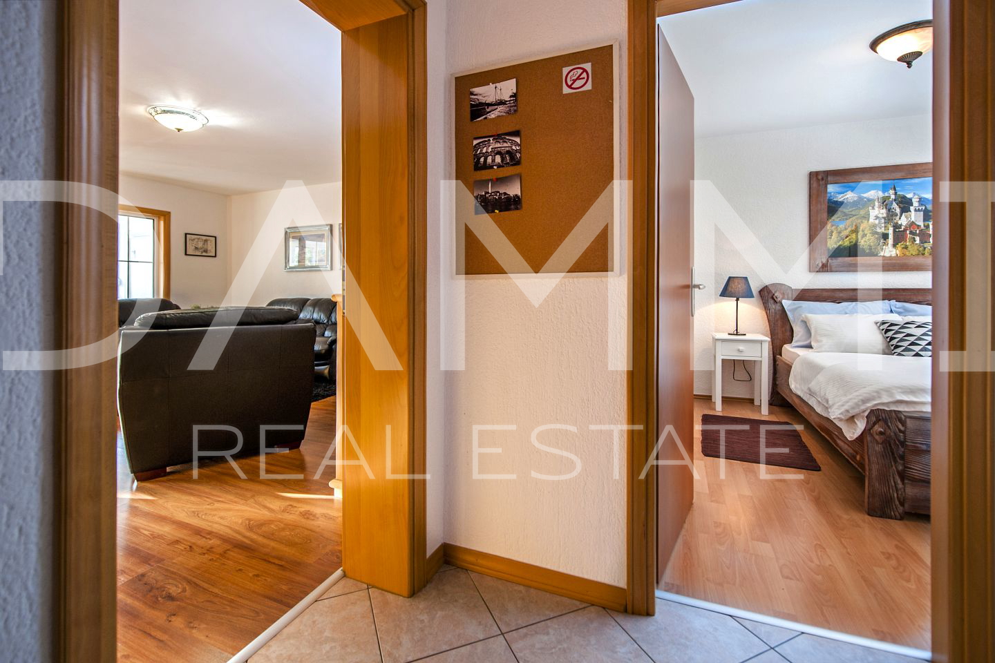 ISTRA&comma; BADERNA - Ku&cacute;a u nizu nedaleko od Baderne