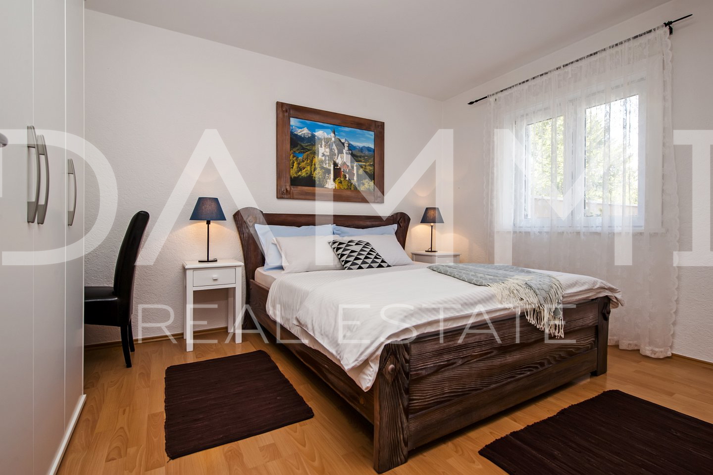 ISTRA&comma; BADERNA - Ku&cacute;a u nizu nedaleko od Baderne