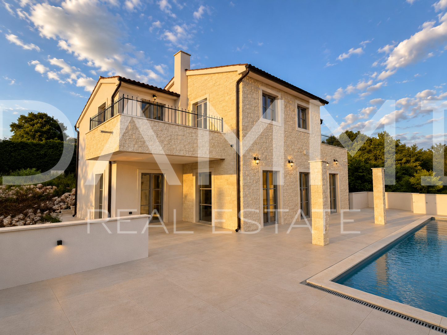 Istra&comma; Sveti lovre&ccaron; &ndash; luxuri&ouml;se Villa mit Swimmingpool&comma; herrlicher Aussicht