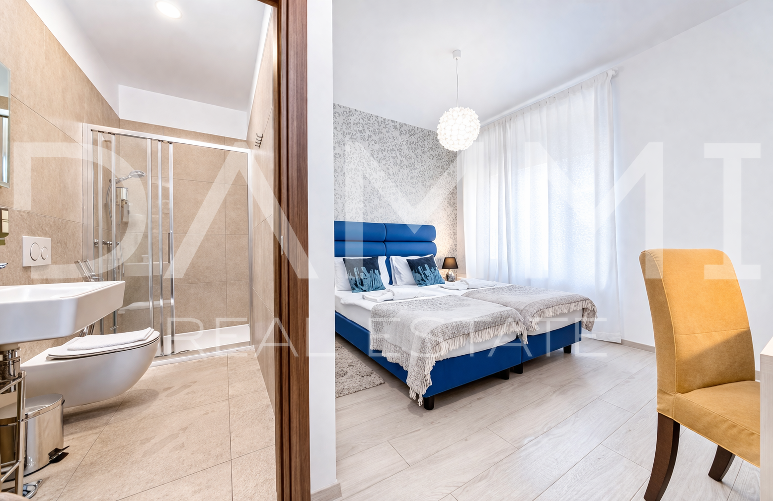 Pula&comma; centro - appartamento con 4 unit&agrave; e parcheggio