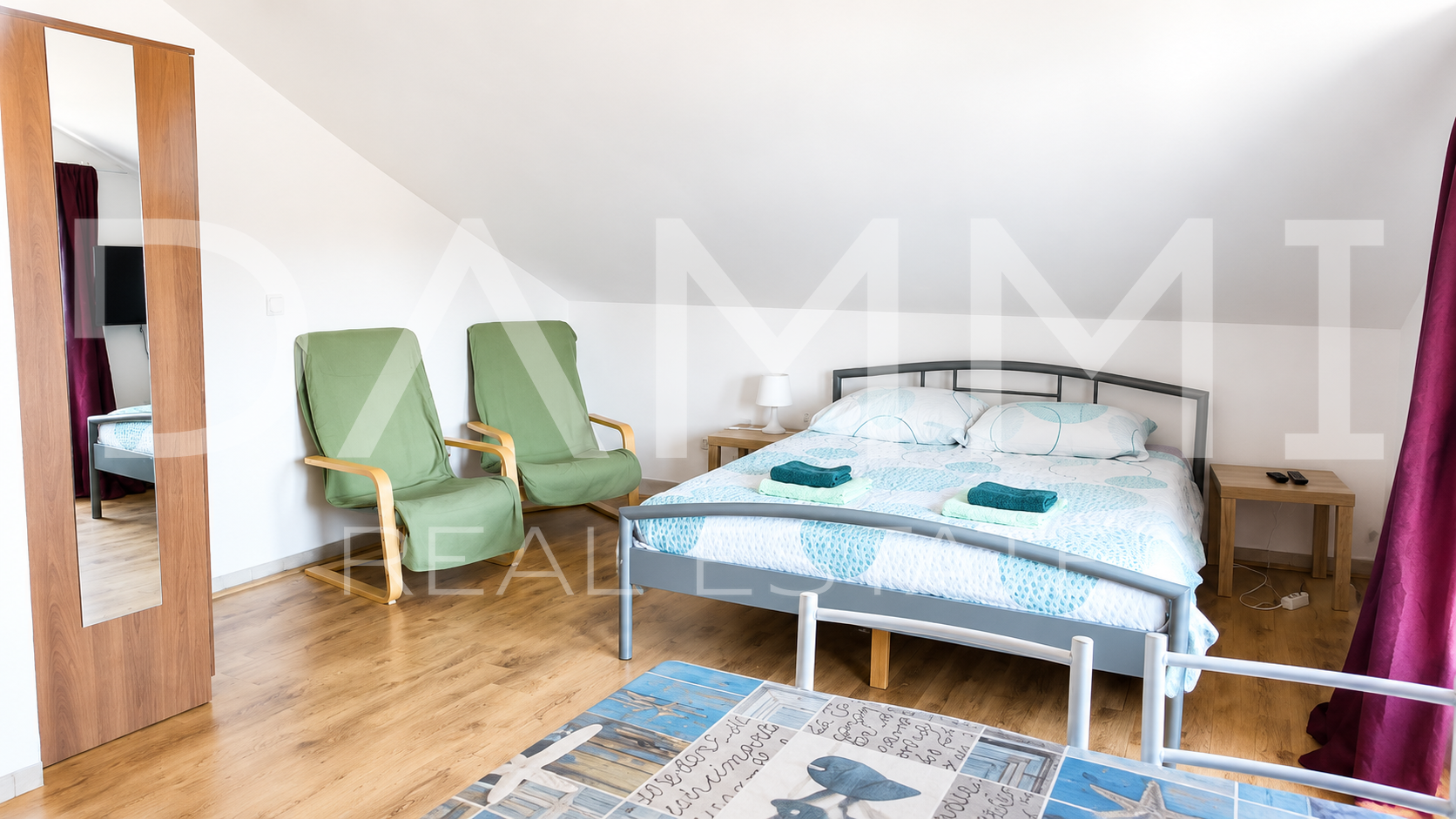 Pula&comma; centar&comma; Stan sa 3 studio apartmana