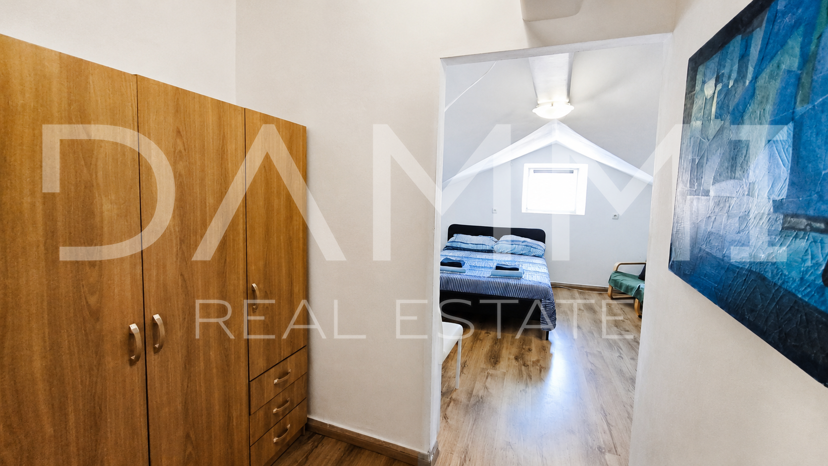 Pula&comma; centar&comma; Stan sa 3 studio apartmana