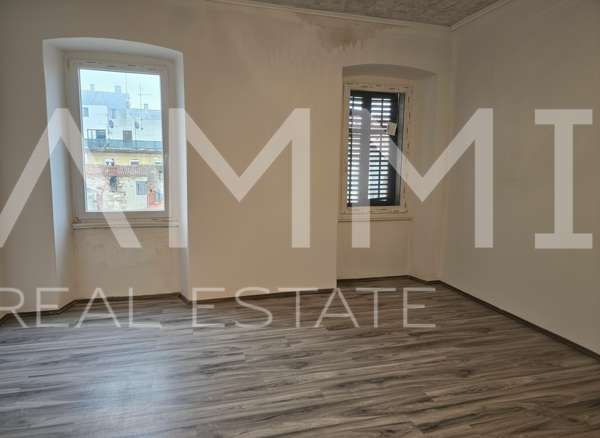 Apartment&comma; 140 m2&comma; For Sale&comma; Pula - Centar