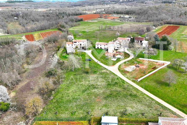 ISTRA, VIŽINADA - Građevinsko zemljište na mirnoj lokaciji