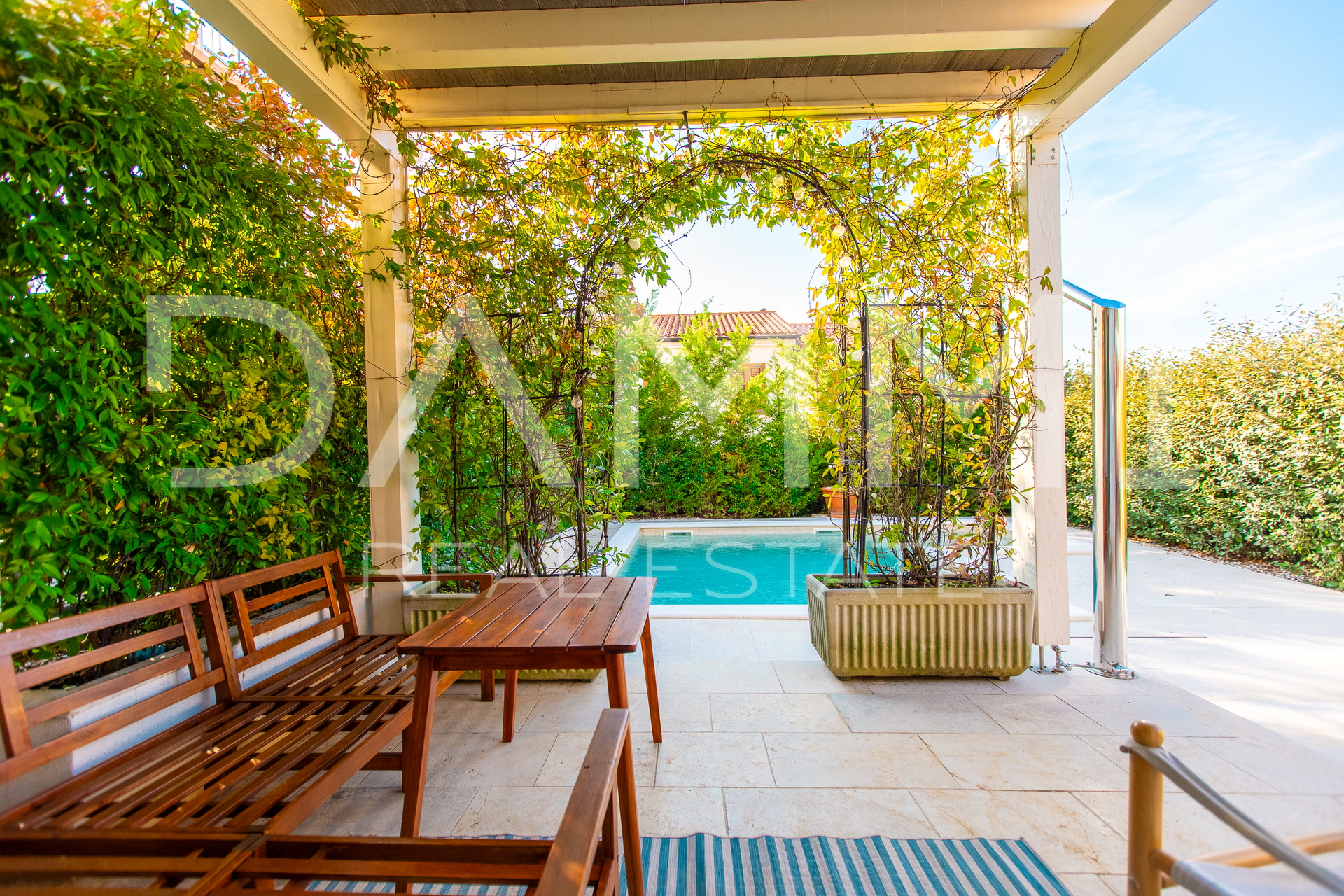 House, 100 m2, For Sale, Medulin - Banjole