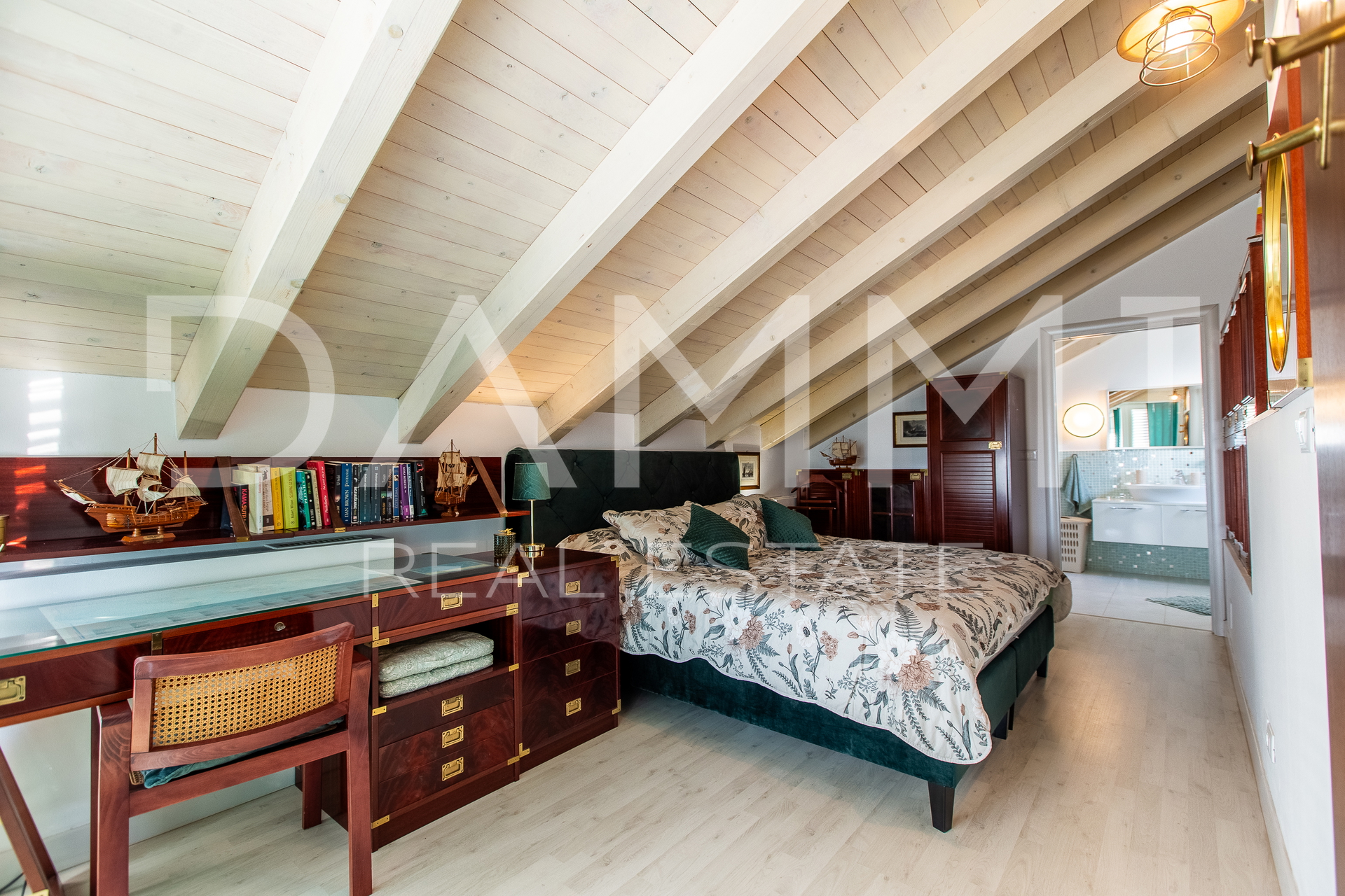 House, 100 m2, For Sale, Medulin - Banjole