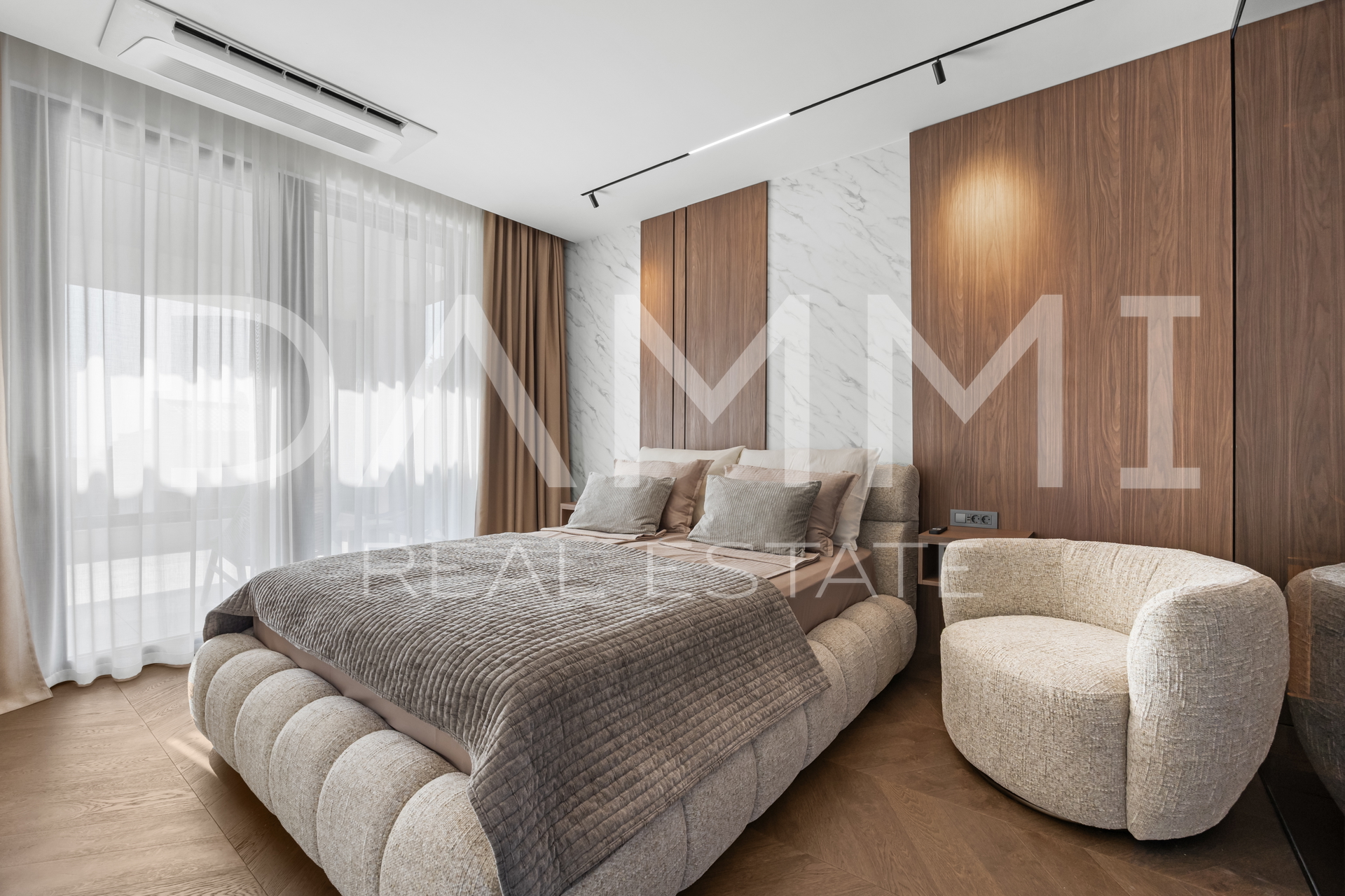 Ekskluzivna moderna vila s wellnessom&comma; bazenom i pogledom na more &ndash; Krnica&comma; Istra