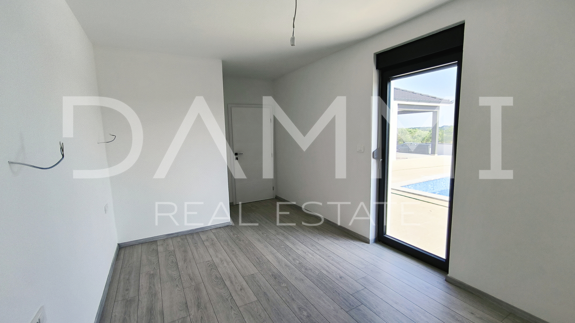 Istra - Mar&ccaron;ana&comma; ku&cacute;a s bazenom&comma; novogradnja