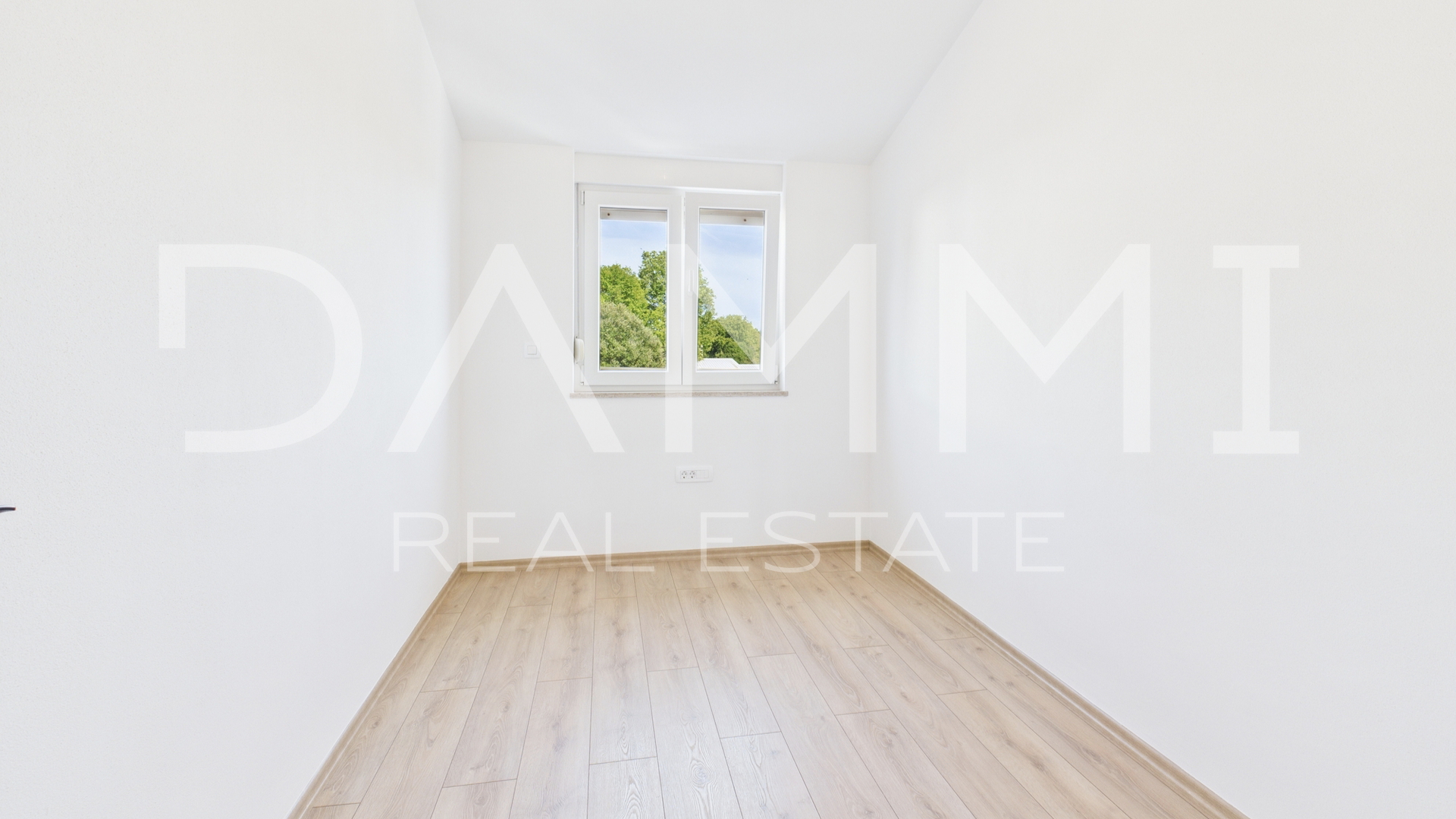 Istra&comma; &Scaron;i&scaron;an - ku&cacute;a&comma; kvalitetna novogradnja&comma; blizina pla&zcaron;e