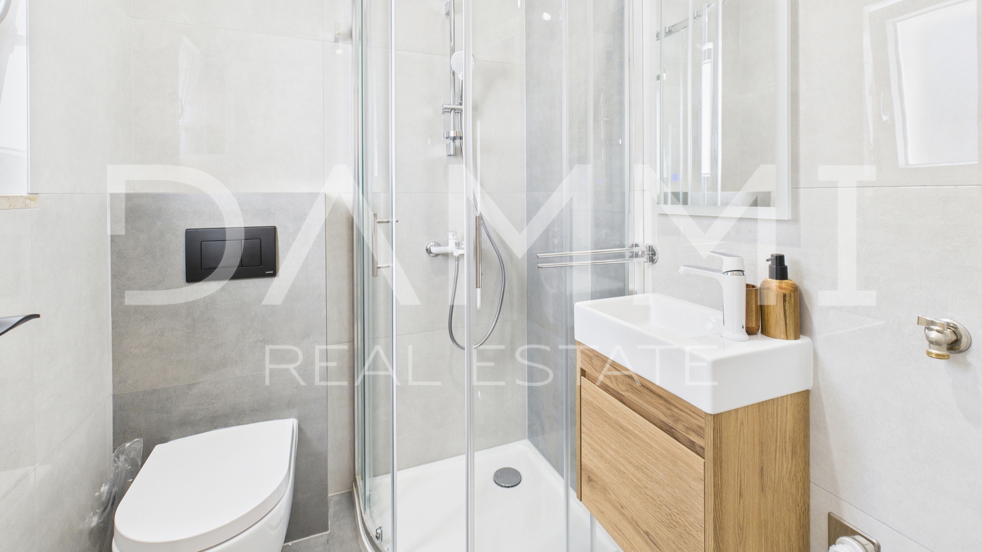 Istra&comma; &Scaron;i&scaron;an - trosoban stan&comma; kvalitetna novogradnja