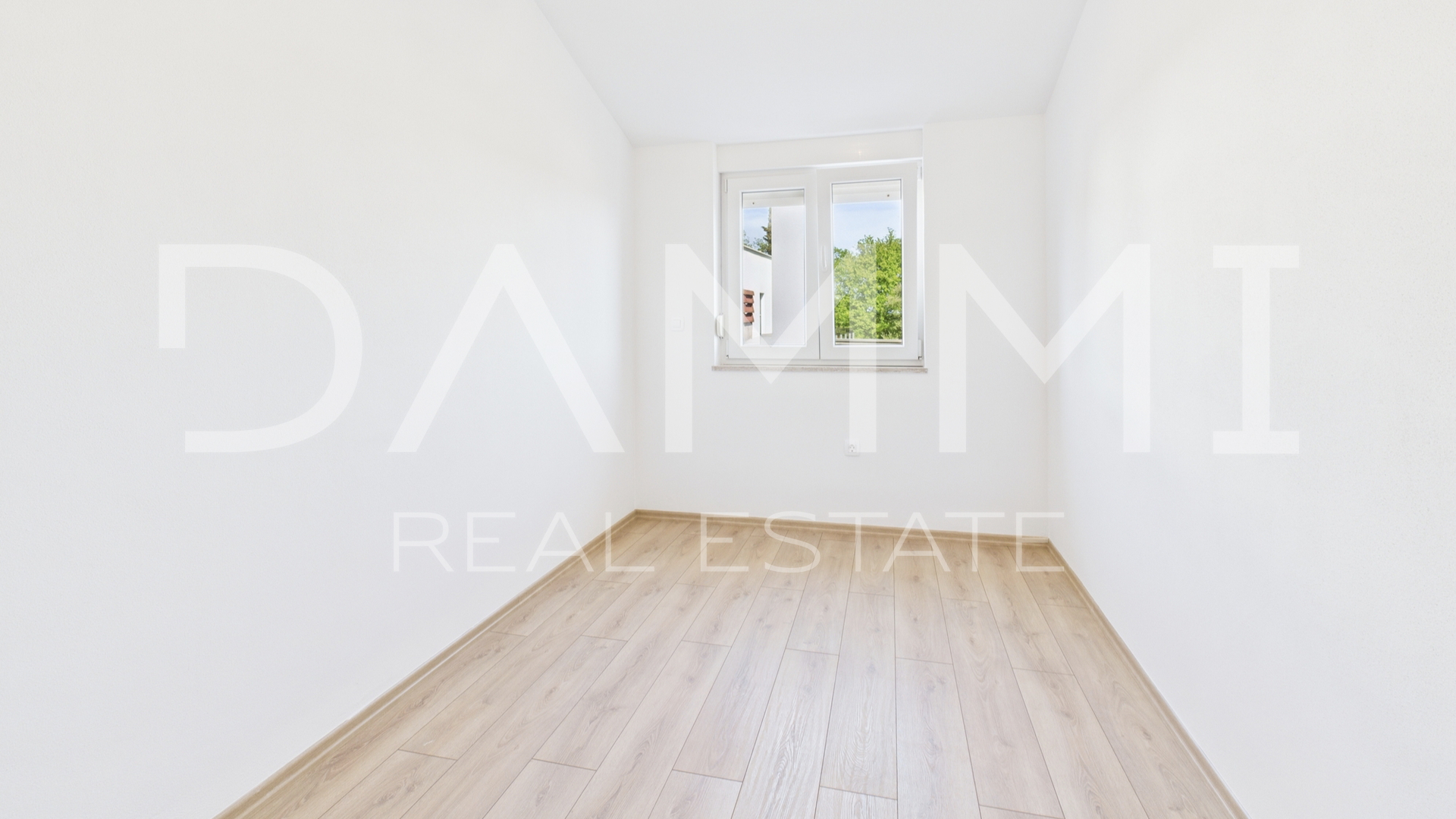 Istra&comma; &Scaron;i&scaron;an - ku&cacute;a&comma; kvalitetna novogradnja&comma; blizina pla&zcaron;e