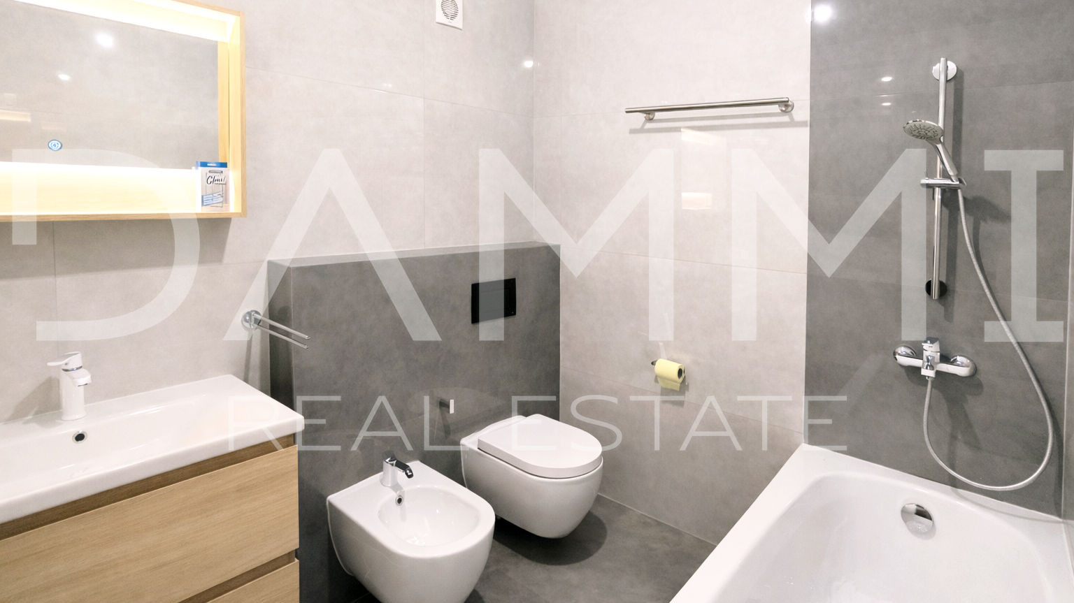 Istra&comma; &Scaron;i&scaron;an - ku&cacute;a&comma; kvalitetna novogradnja&comma; blizina pla&zcaron;e