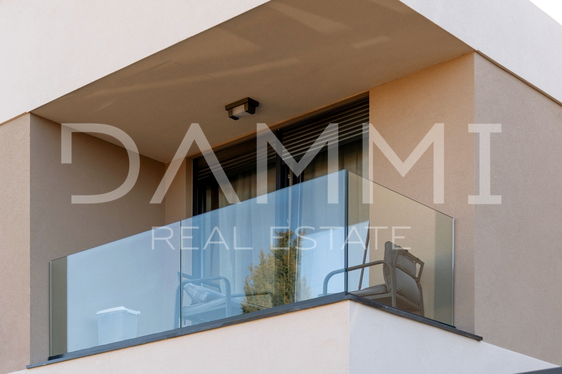 Volme&comma; Banjole - luksuzni stan sa vrtom na 200m od pla&zcaron;e