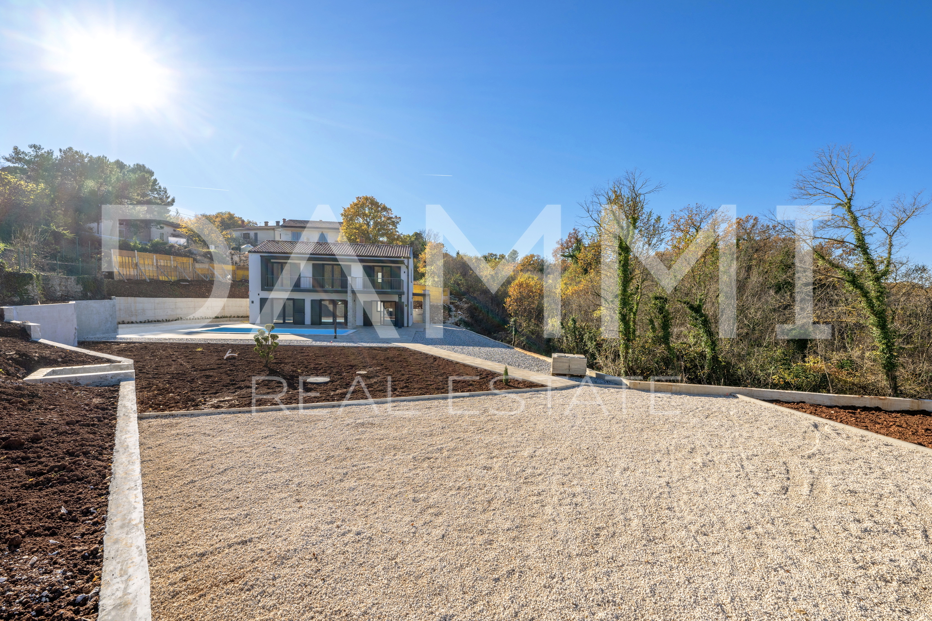 Istra&comma; Rakalj- moderna vila s bazenom&comma; pogled more