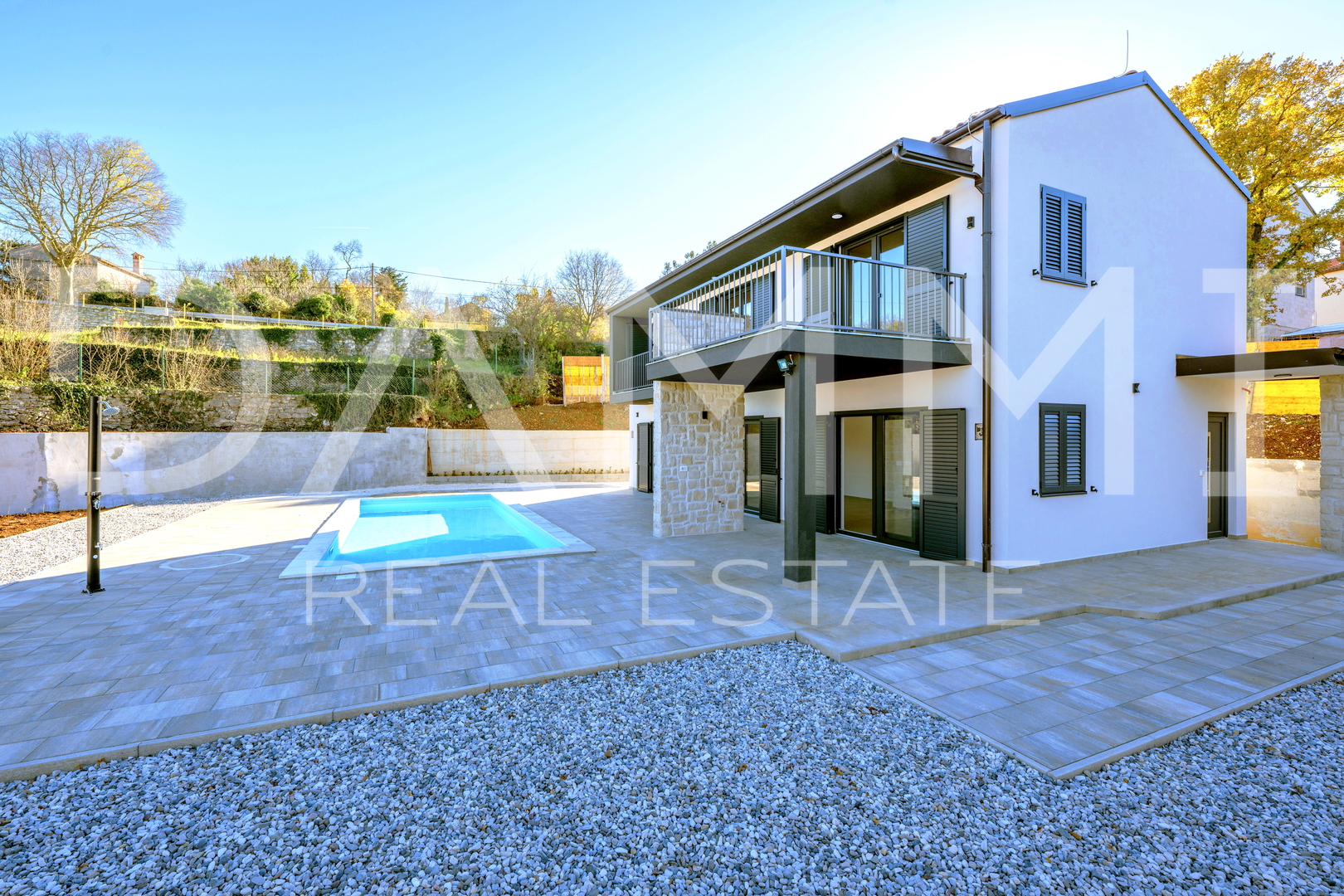 Istra&comma; Rakalj- moderna vila s bazenom&comma; pogled more