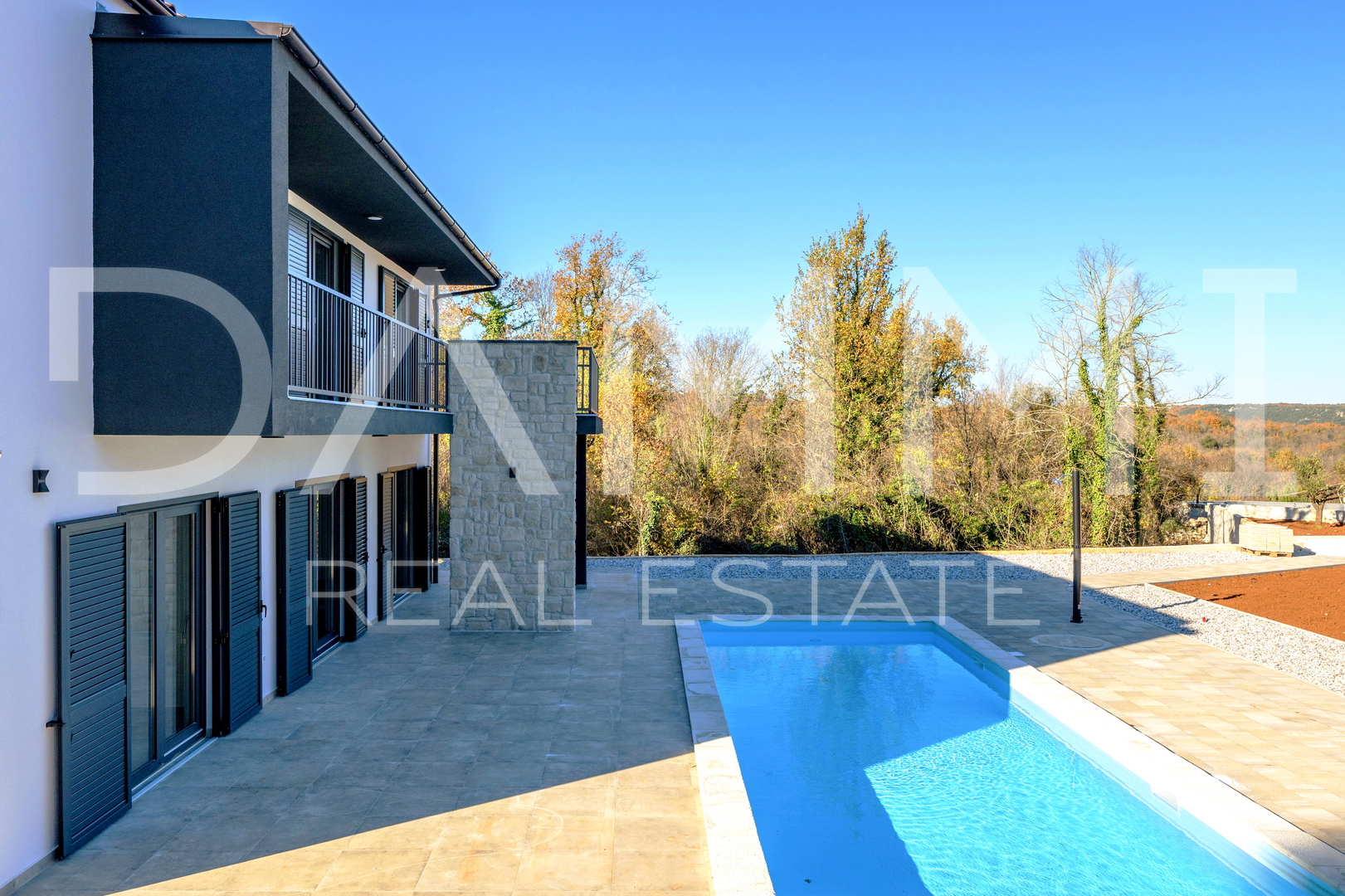 Istra&comma; Rakalj- moderna vila s bazenom&comma; pogled more