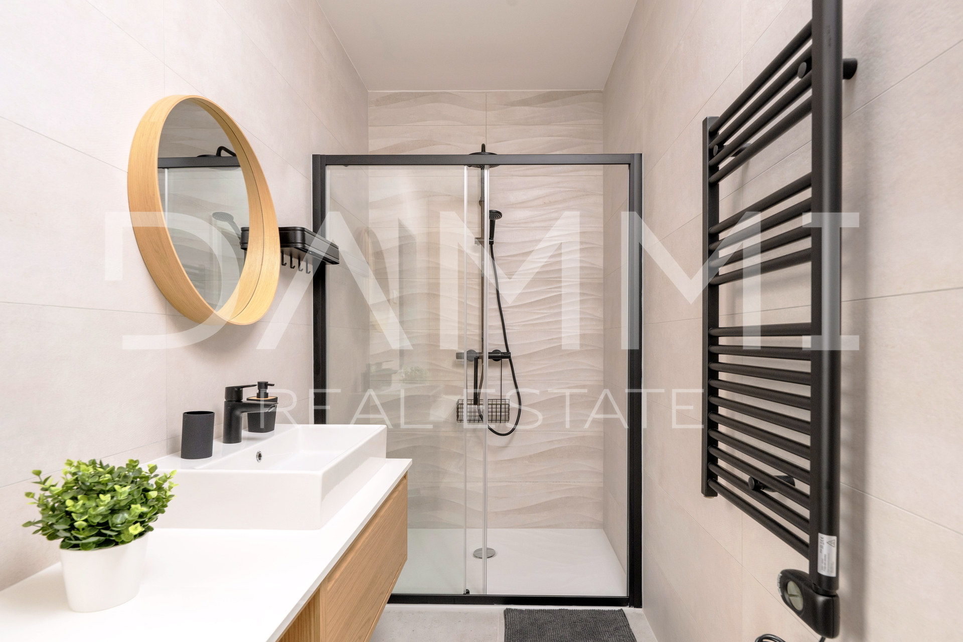 Istra&comma; Rakalj- moderna vila s bazenom&comma; pogled more