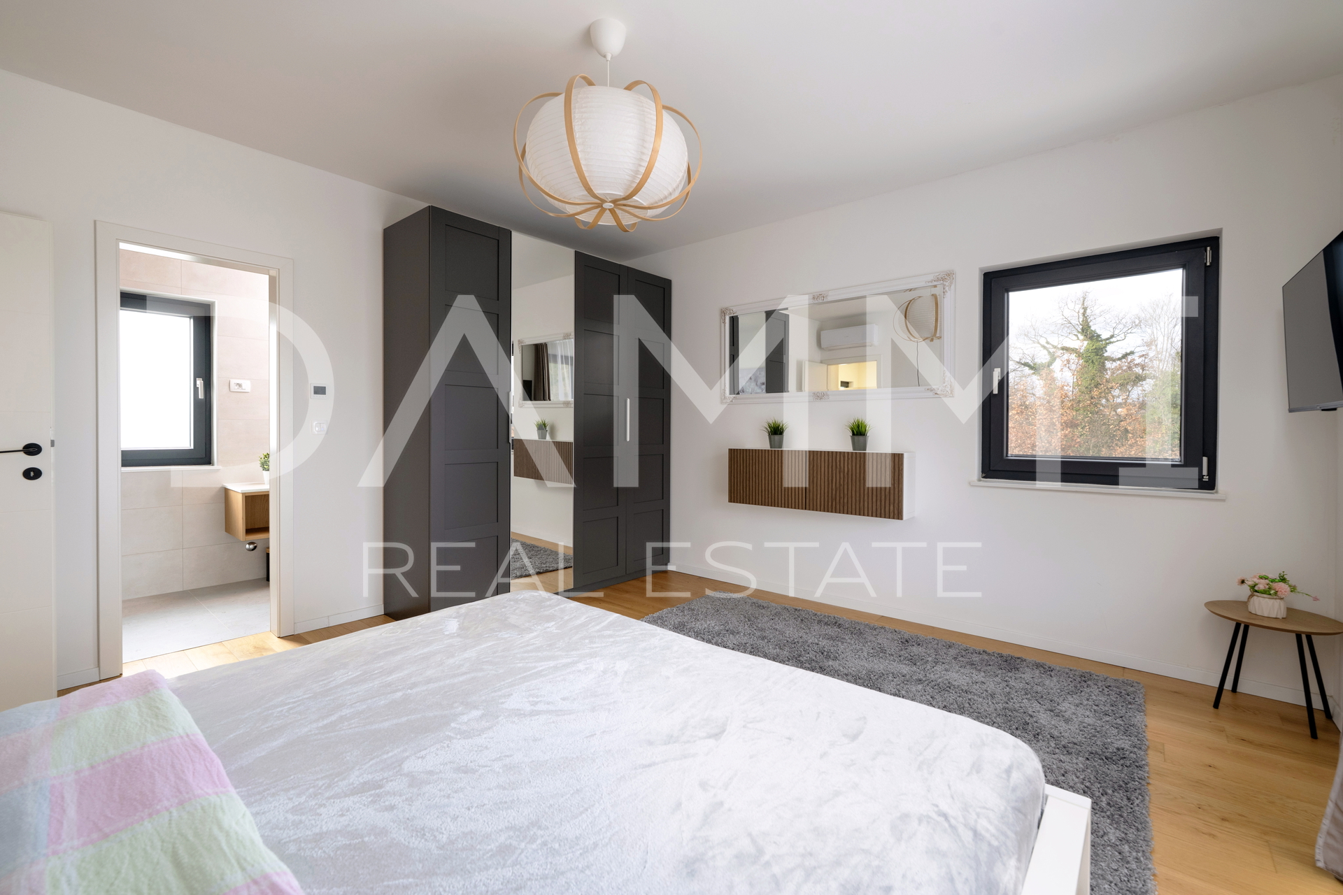 Istra&comma; Rakalj- moderna vila s bazenom&comma; pogled more