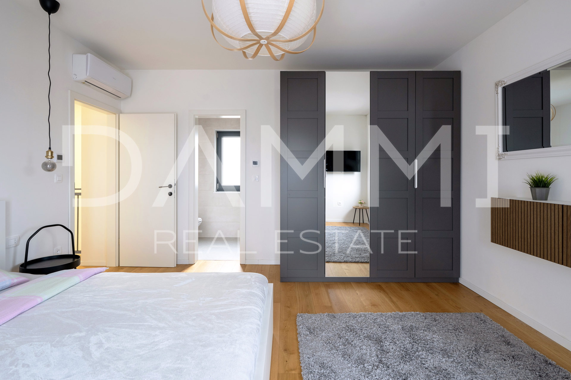 Istra&comma; Rakalj- moderna vila s bazenom&comma; pogled more