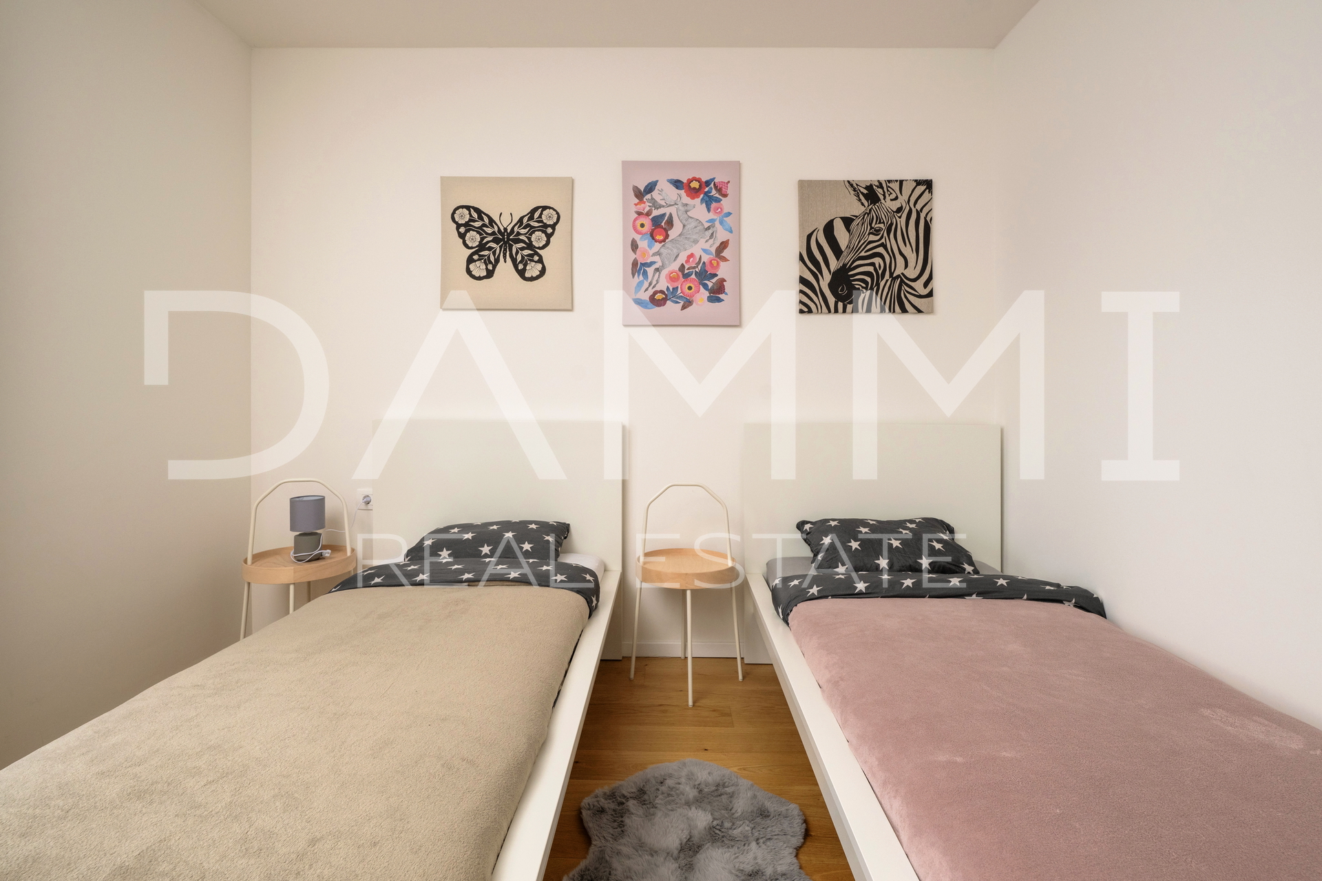 Istra&comma; Rakalj- moderna vila s bazenom&comma; pogled more