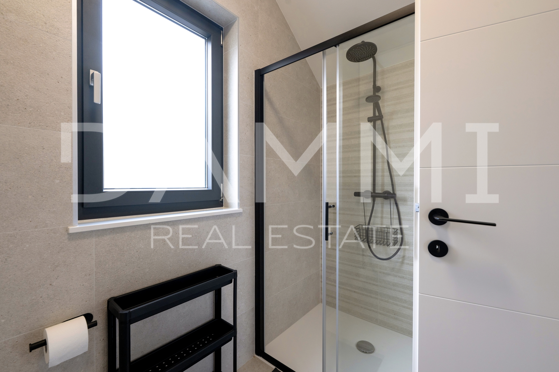 Istra&comma; Rakalj- moderna vila s bazenom&comma; pogled more