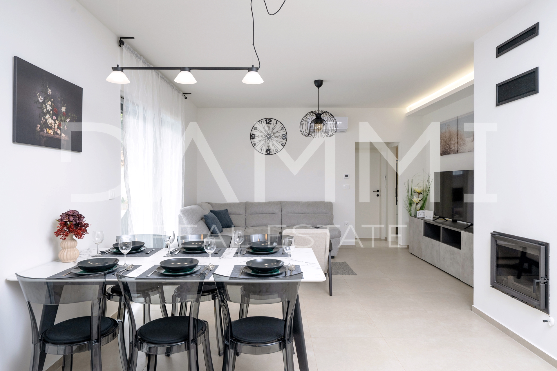 Istra&comma; Rakalj- moderna vila s bazenom&comma; pogled more