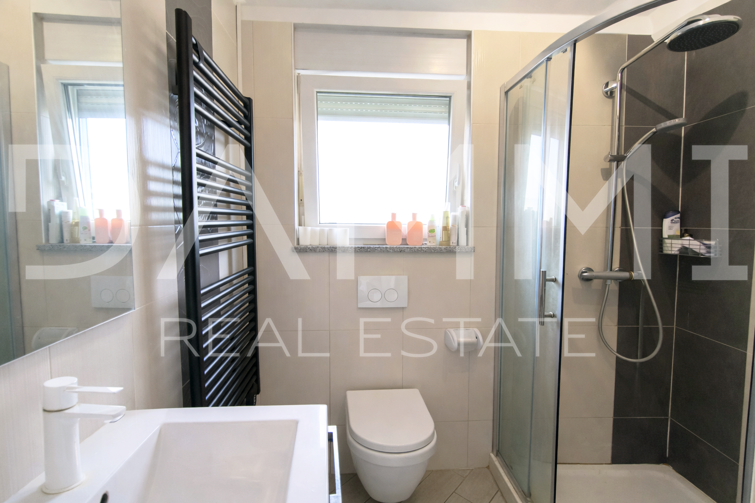 Pula&comma; Ka&scaron;tanjer - dvosoban stan novije gradnje