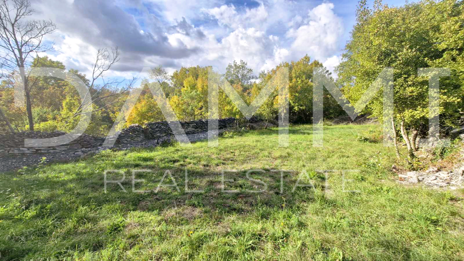 Terreno&comma; 526 m2&comma; Vendita&comma; Ra&scaron;a - Trget