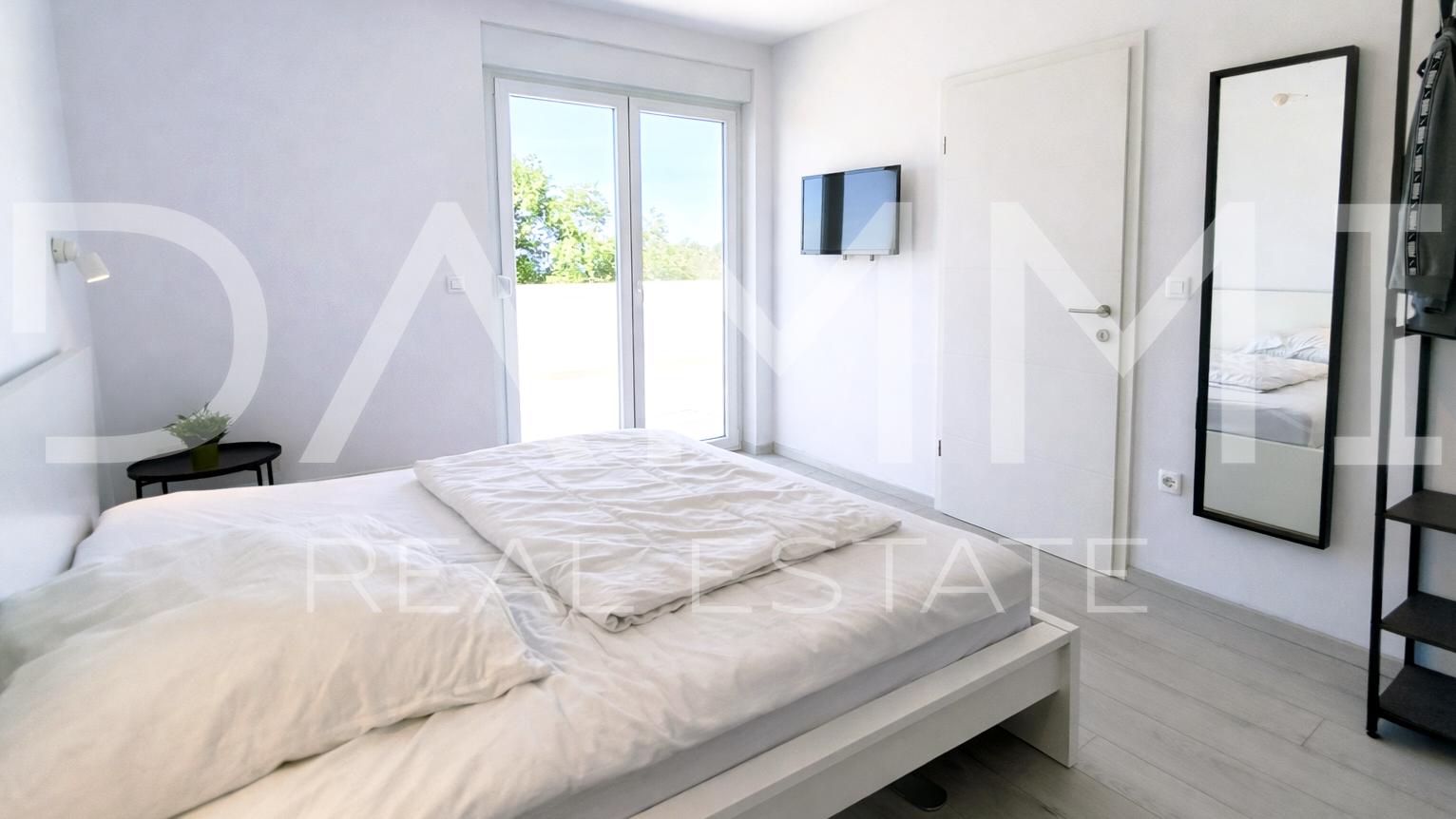 Istra&period; Vodnjan - vila sa bazenom&comma; predivna oku&cacute;nica