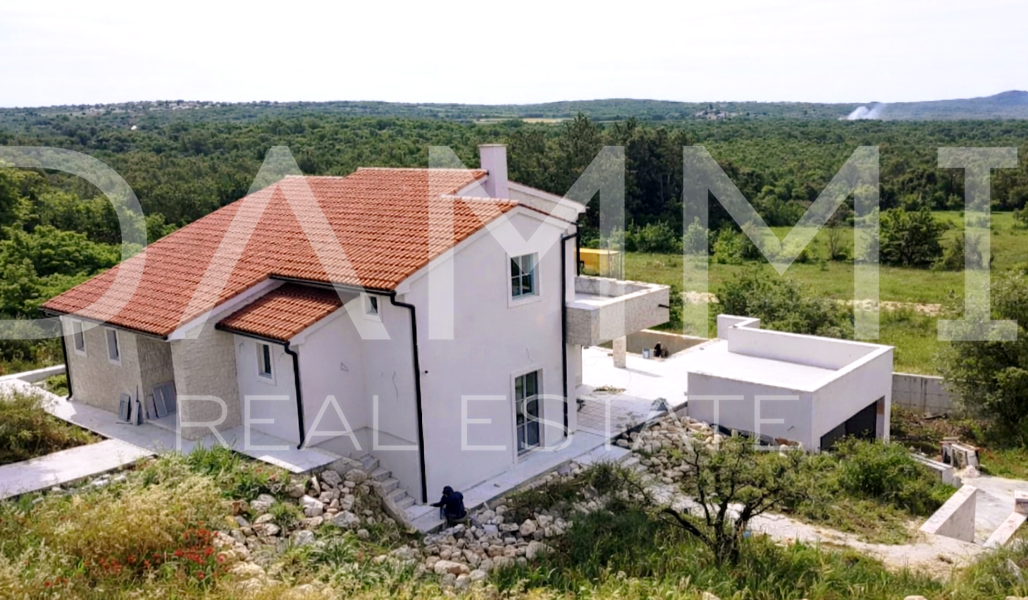 Istra&comma; Sveti lovre&ccaron; - luksuzna vila sa bazenom&comma; predivan pogled