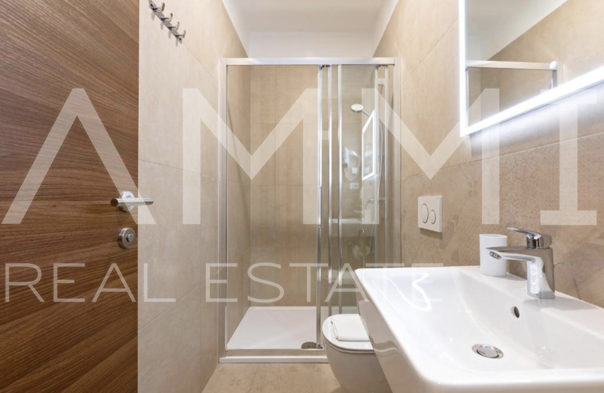 Pula&comma; centro - appartamento con 4 unit&agrave; e parcheggio