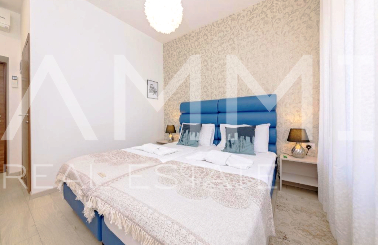 Pula&comma; centro - appartamento con 4 unit&agrave; e parcheggio