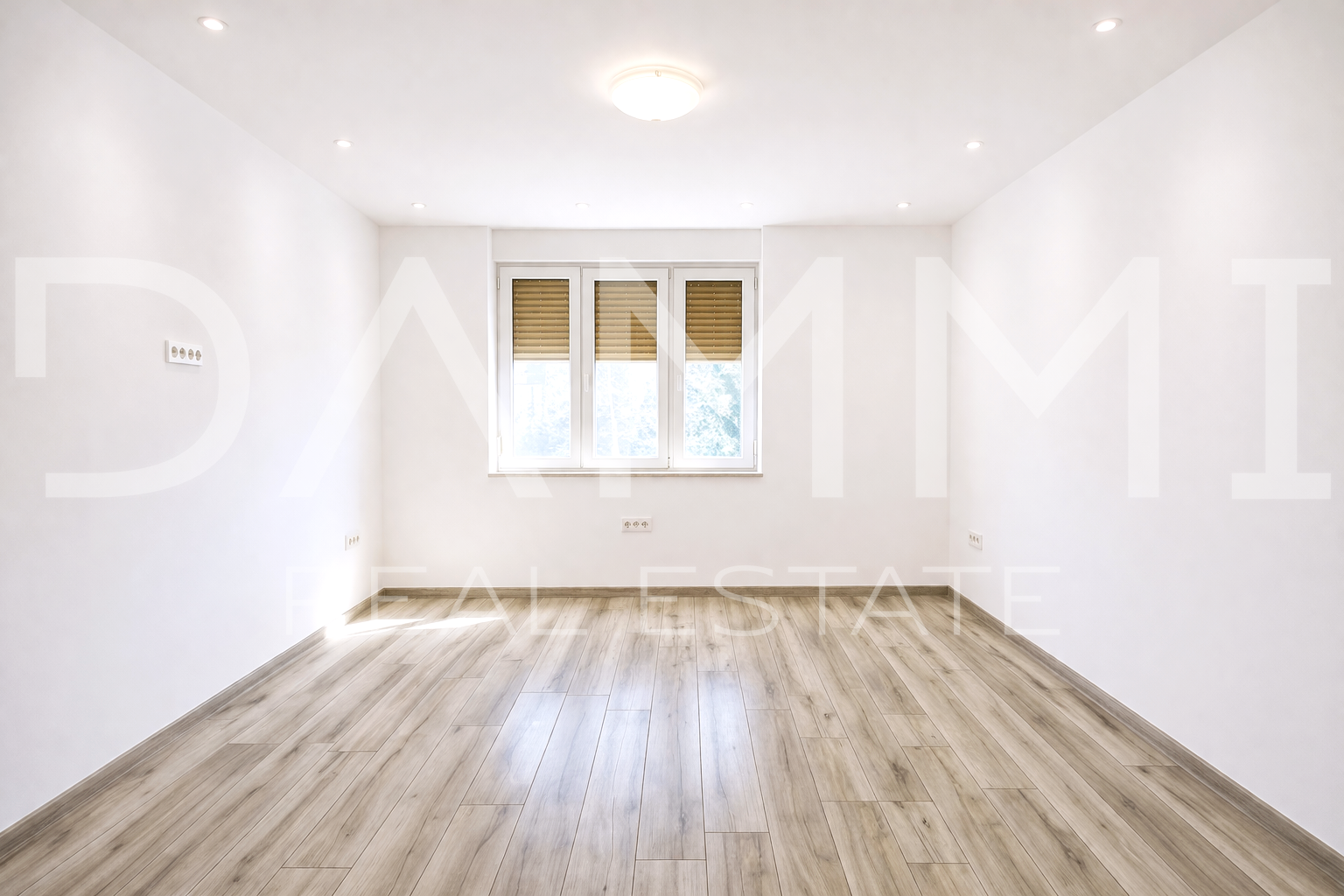 Pula Zentrum &ndash; neu renovierte Zweizimmerwohnung&comma; perfekte Lage