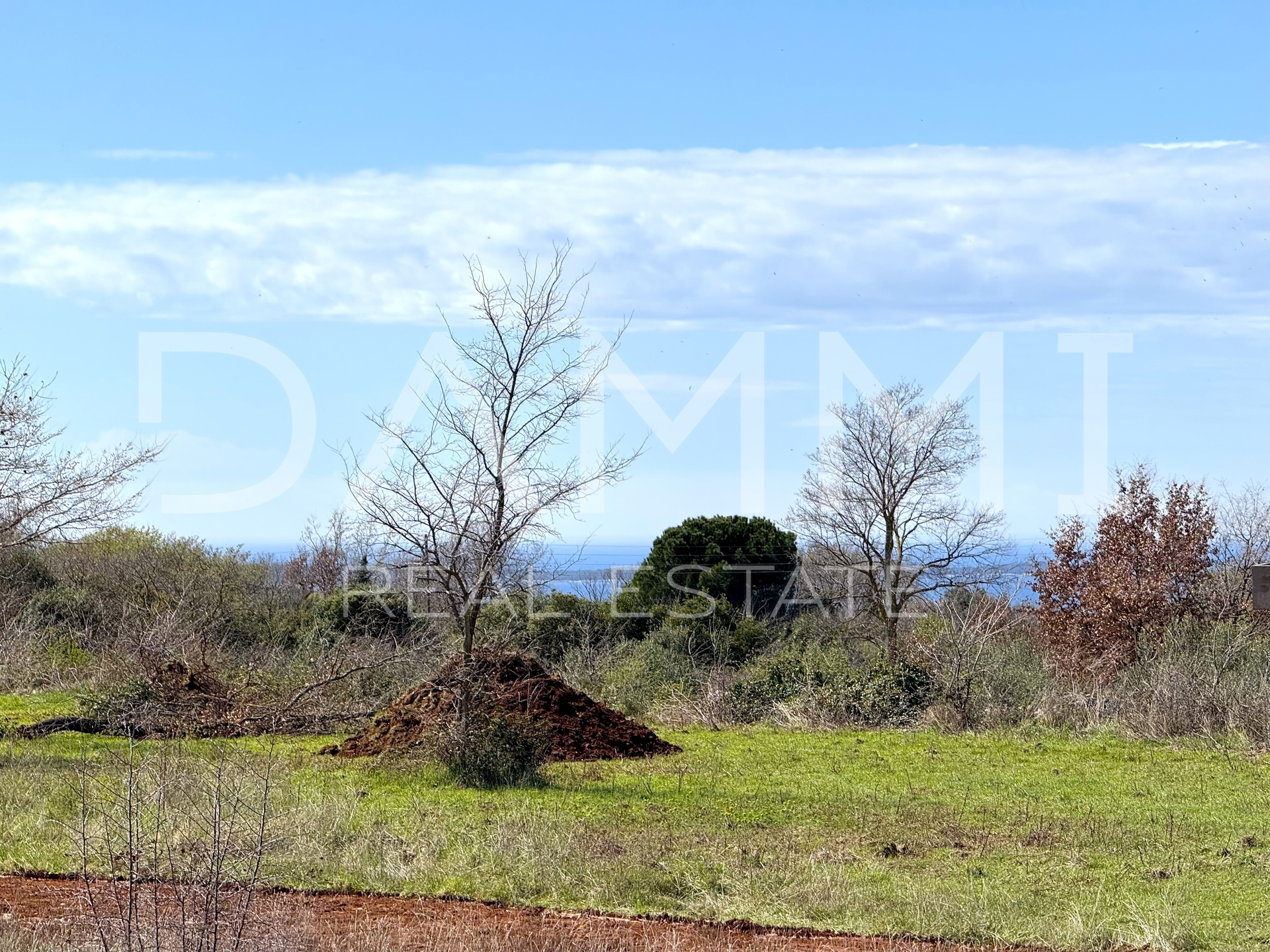 ISTRA, VODNJAN - Građevinsko zemljište 501m2 pogled more