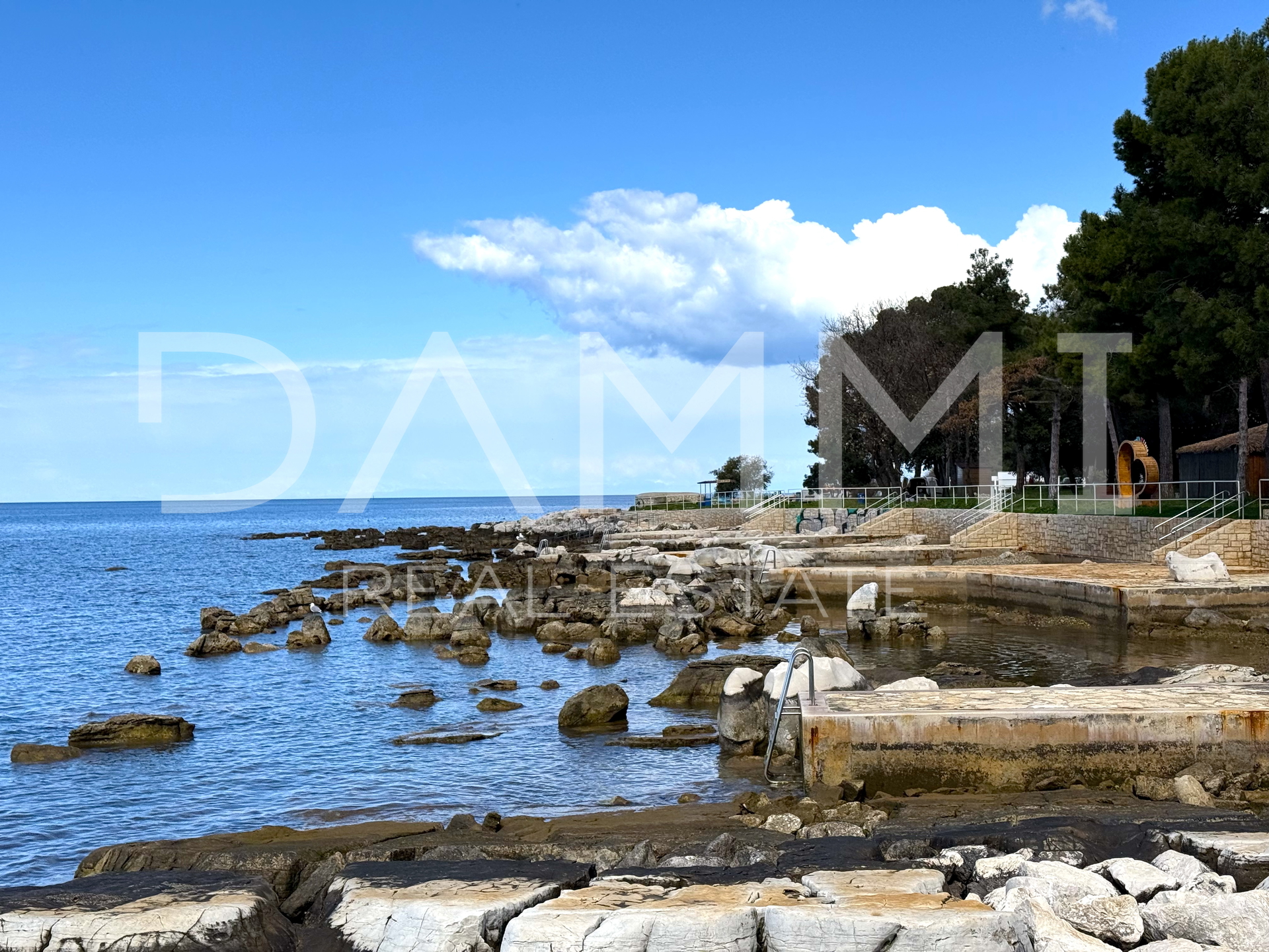 Land, 742 m2, For Sale, Poreč