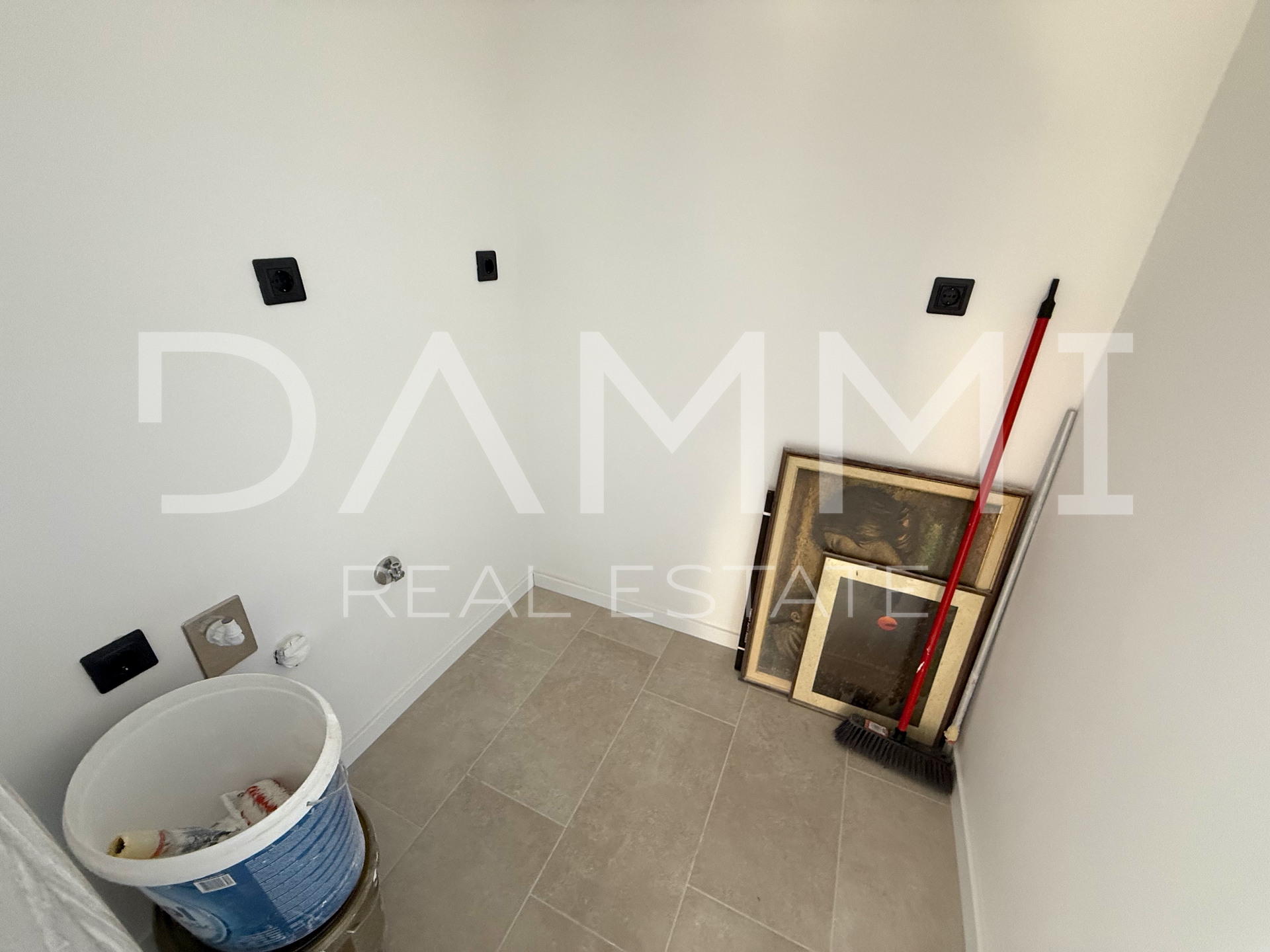ISTRA, PAZIN - Apartment on the 2nd floor in the strict center 37.5 m2 EXCLUSIVE!