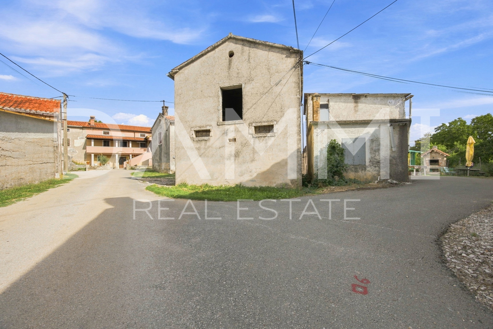 Central Istria &ndash; Two Legal Stone Houses with Renovation Project