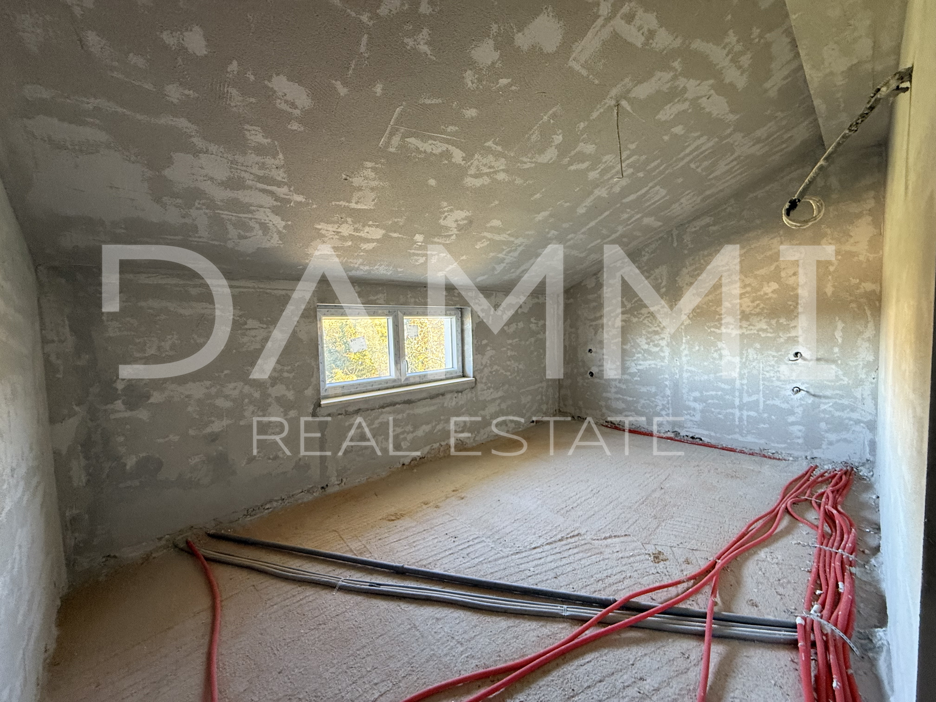 ISTRA, ŽMINJ - Premium detached house with a large yard