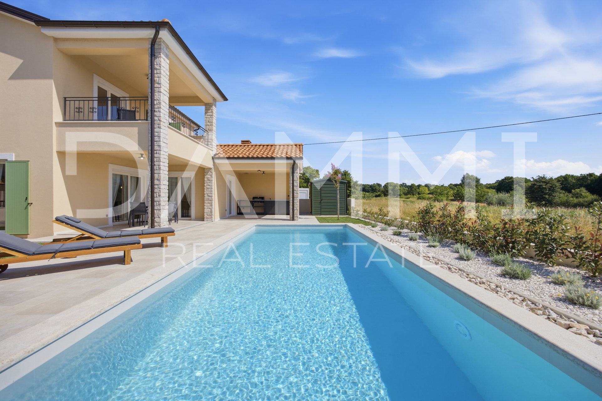 ISTRA&comma; &Zcaron;MINJ - Mediteranska ku&cacute;a s bazenom