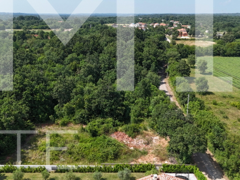 Istra&comma; Mar&ccaron;ana&comma; zemlji&scaron;te sa dozvolom za gradnju vile&comma; blizina mora