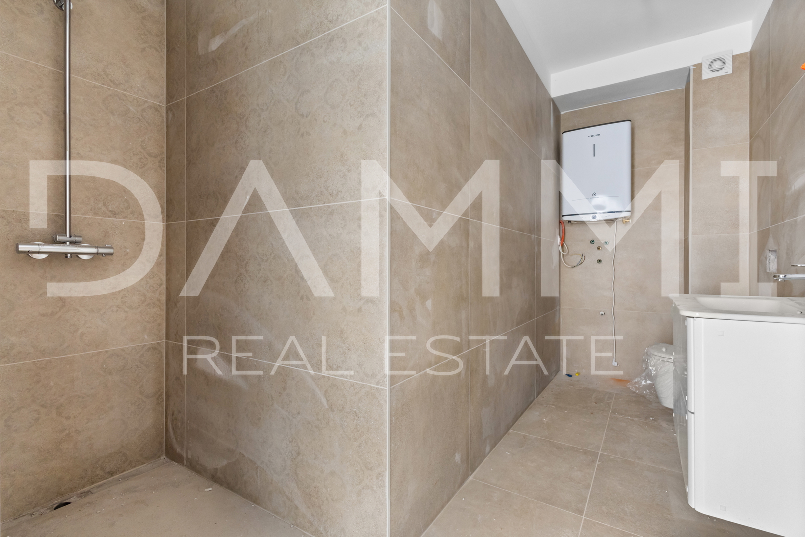 PULA&comma; VELI VRH - Novogradnja stan u prizemlju A4