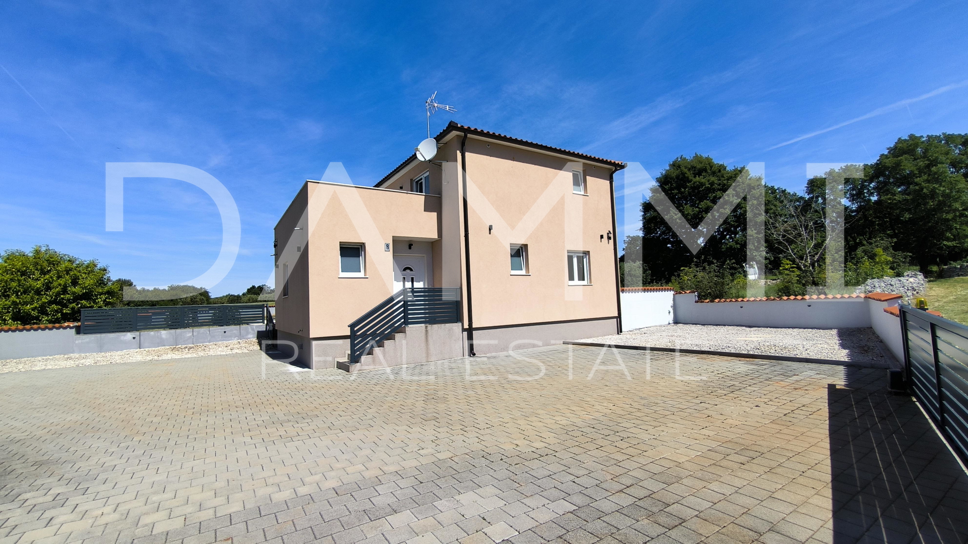 Istra&period; Vodnjan - vila sa bazenom&comma; predivna oku&cacute;nica