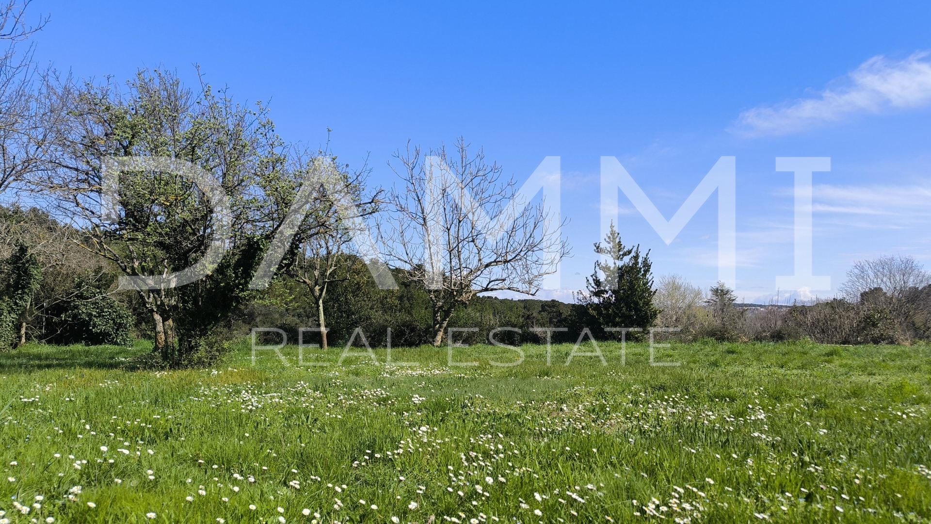 Istria&comma; Premantura - attractive building land