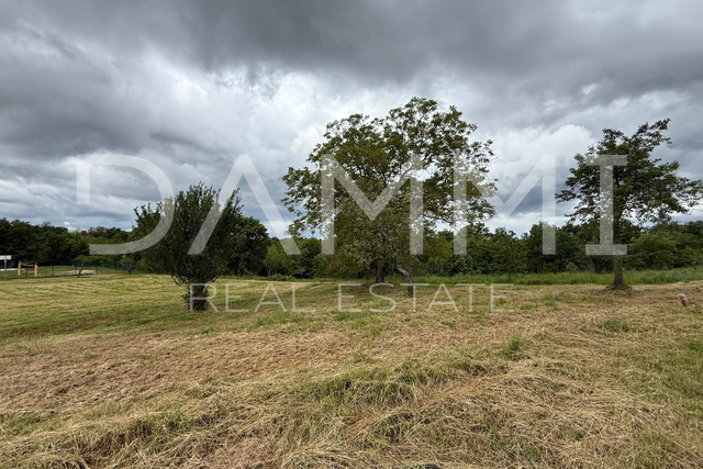 ISTRA, VIŽINADA - Građevinsko zemljište na mirnoj lokaciji