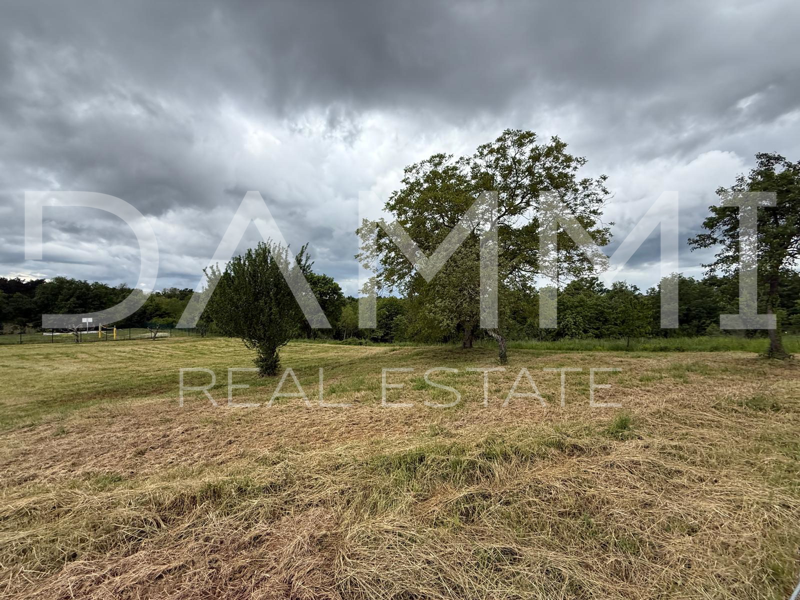 ISTRA&comma; VI&Zcaron;INADA - Gra&dstrok;evinsko zemlji&scaron;te na mirnoj lokaciji