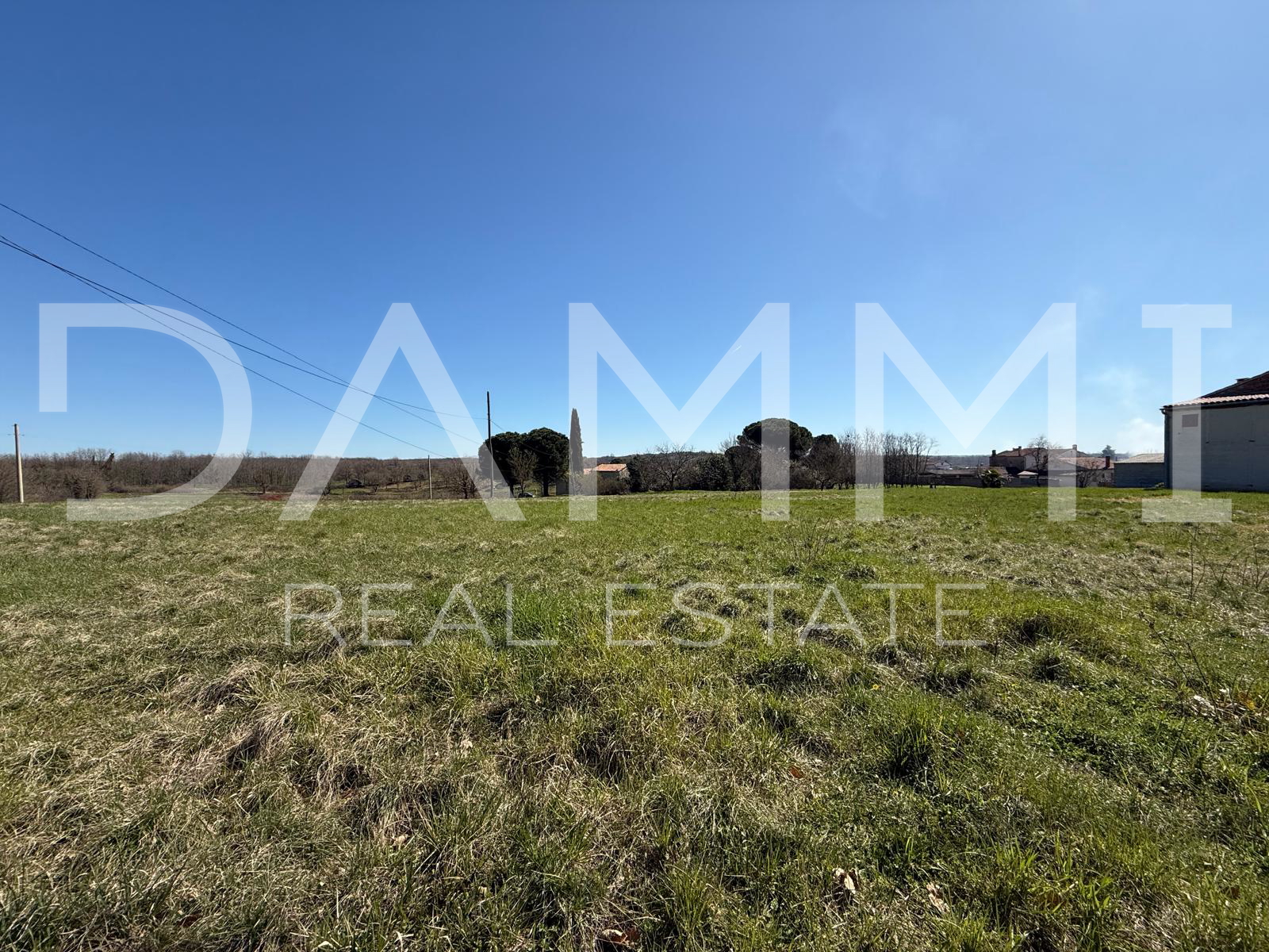 ISTRA&comma; PORE&Ccaron; - Gra&dstrok;evinsko zemlji&scaron;te&comma; prilika za investiciju