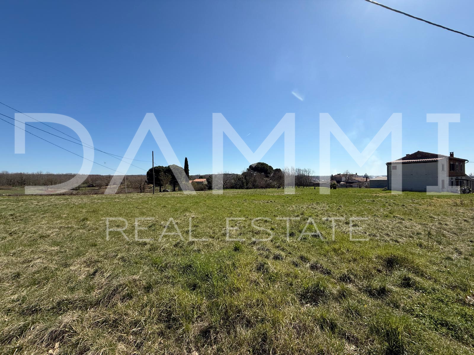 ISTRA&comma; PORE&Ccaron; - Gra&dstrok;evinsko zemlji&scaron;te&comma; prilika za investiciju