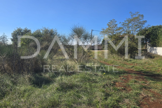 Istra, Loborika, građevinska parcela za gradnju kuće