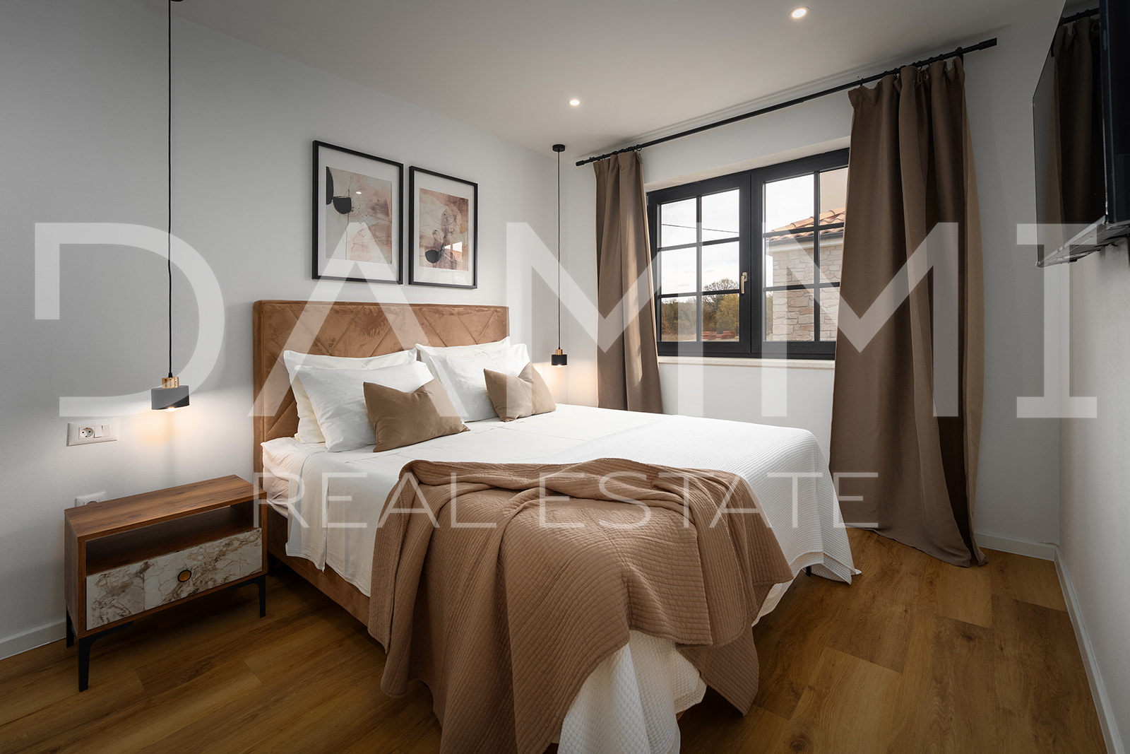 ISTRIA, ŽMINJ - Charming single-storey house with swimming pool