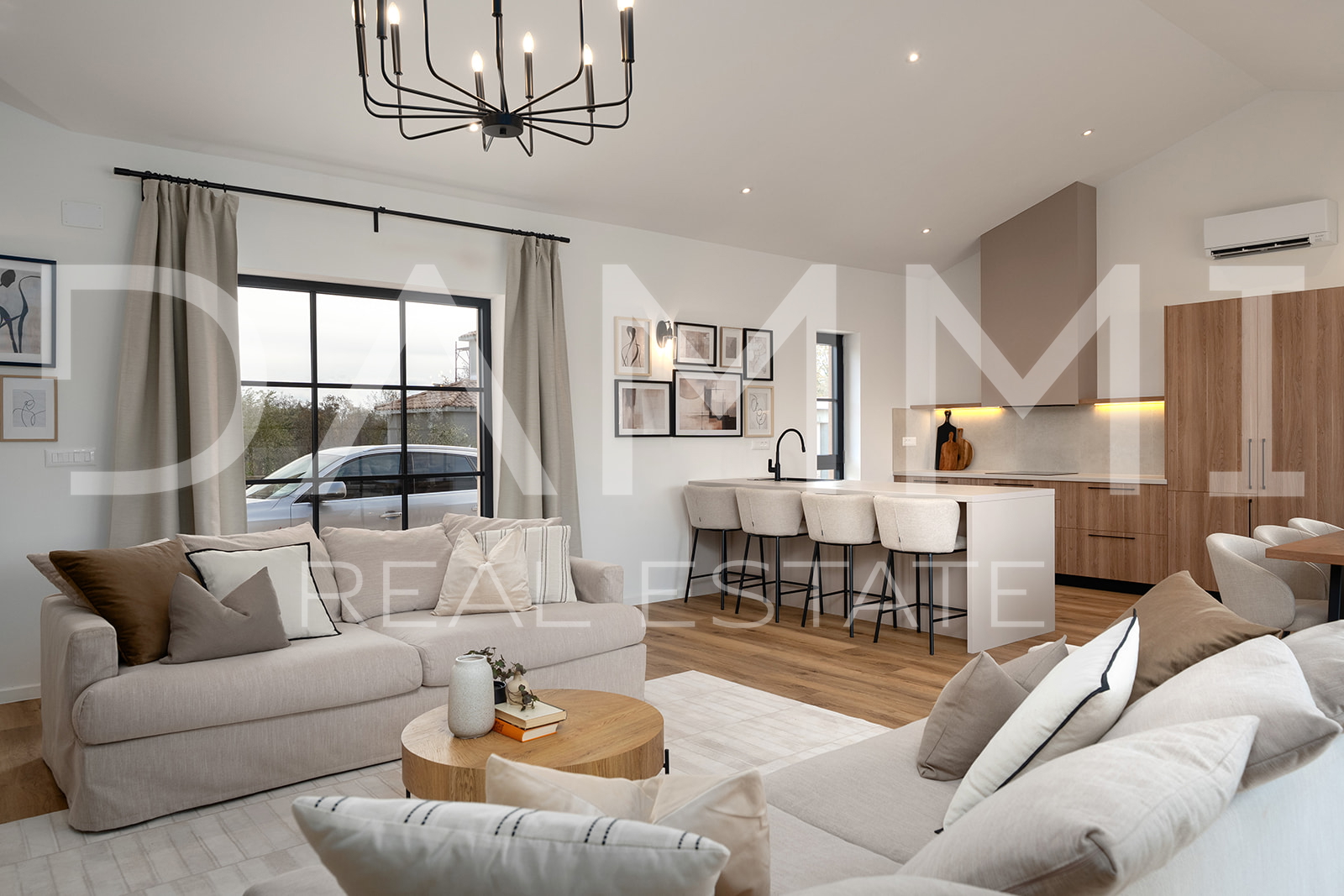 ISTRIA, ŽMINJ - Charming single-storey house with swimming pool